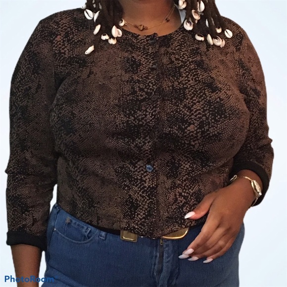 Animal Print Cardigan
Ronni Nicole II by Ouida - Picture 3 of 7